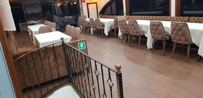 Istanbul에서 요트 투어